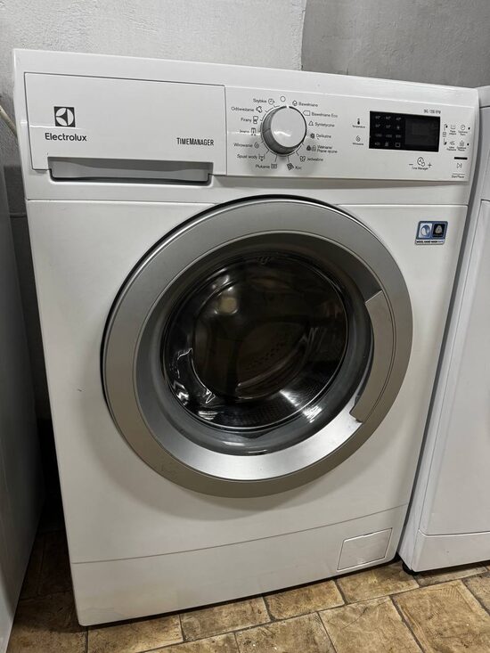 Pralka Electrolux Slim 6kg – 1200 obr/min, sprawna
