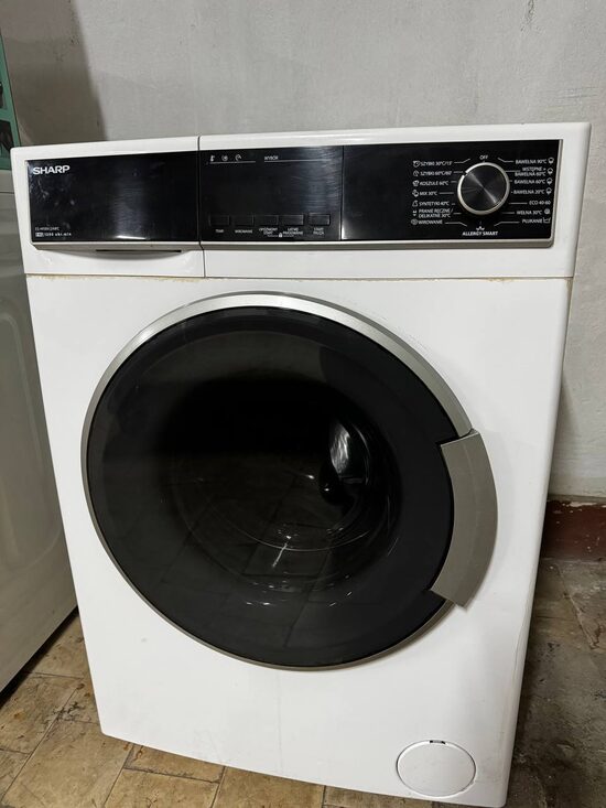 Pralka SHARP 7-9 kg 1200 obr/min – Używana, sprawdzona