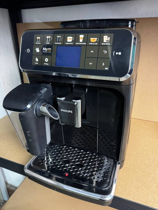 Ekspres do kawy PHILIPS LatteGo 5400 – POWYSTAWOWY | Gwarancja 6 mies. ☕