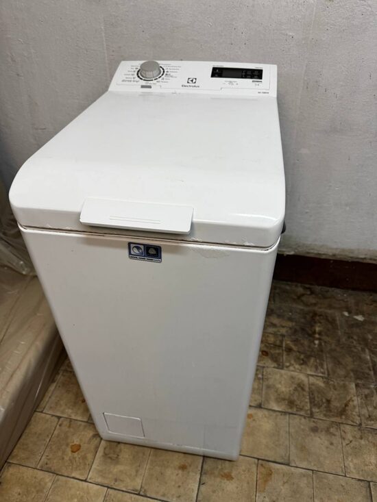 Pralka ELECTROLUX 6 kg / 1200 obr. – UŻYWANA